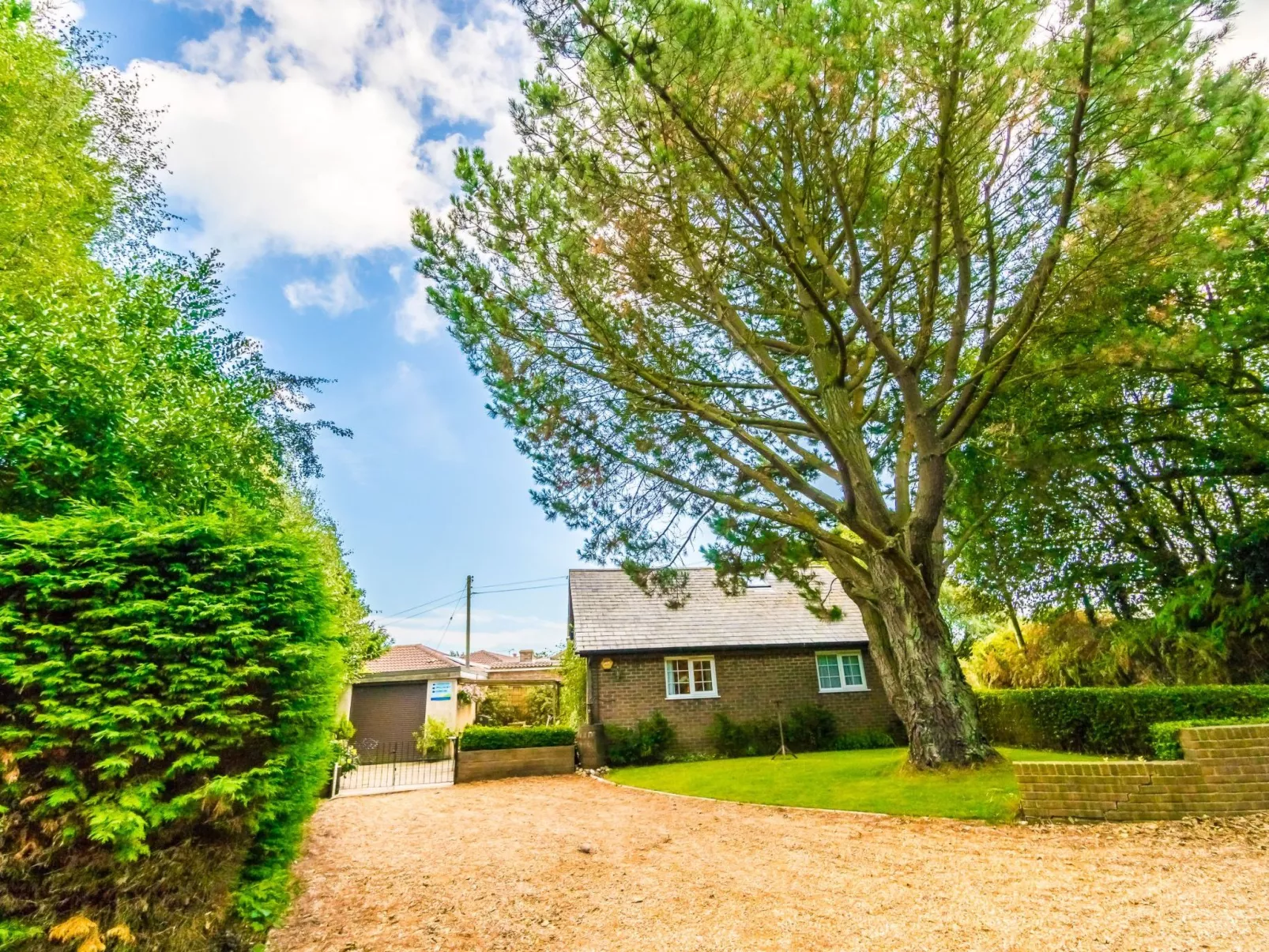Schönes Ferienhaus in Hastings mit Whirlpool, Terrasse und Garten-Image-tags.info