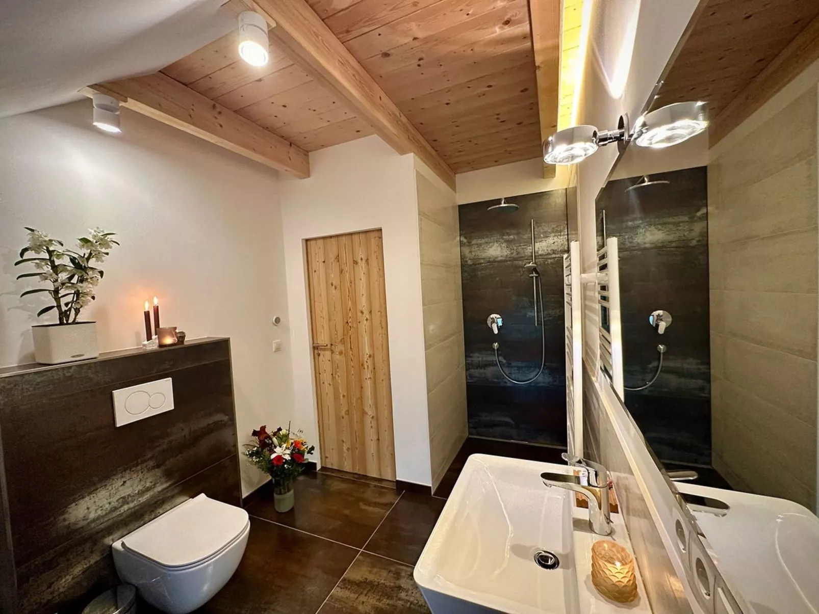 Das Rizzi - Freistehendes Haus mit Panoramapool-Binnen