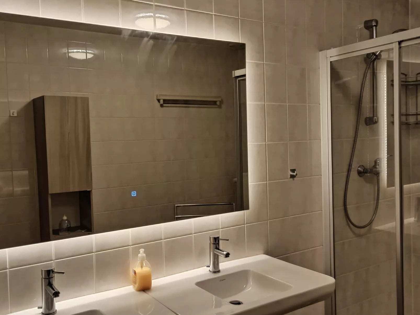 Appartement "Frühstück bei Carins"-Binnen