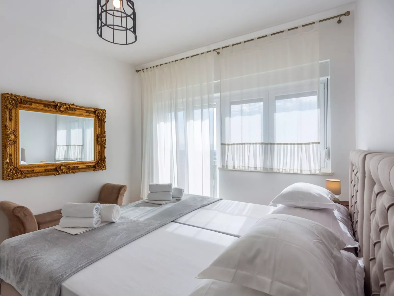 Villa Melki mit großem Privatpool-Binnen