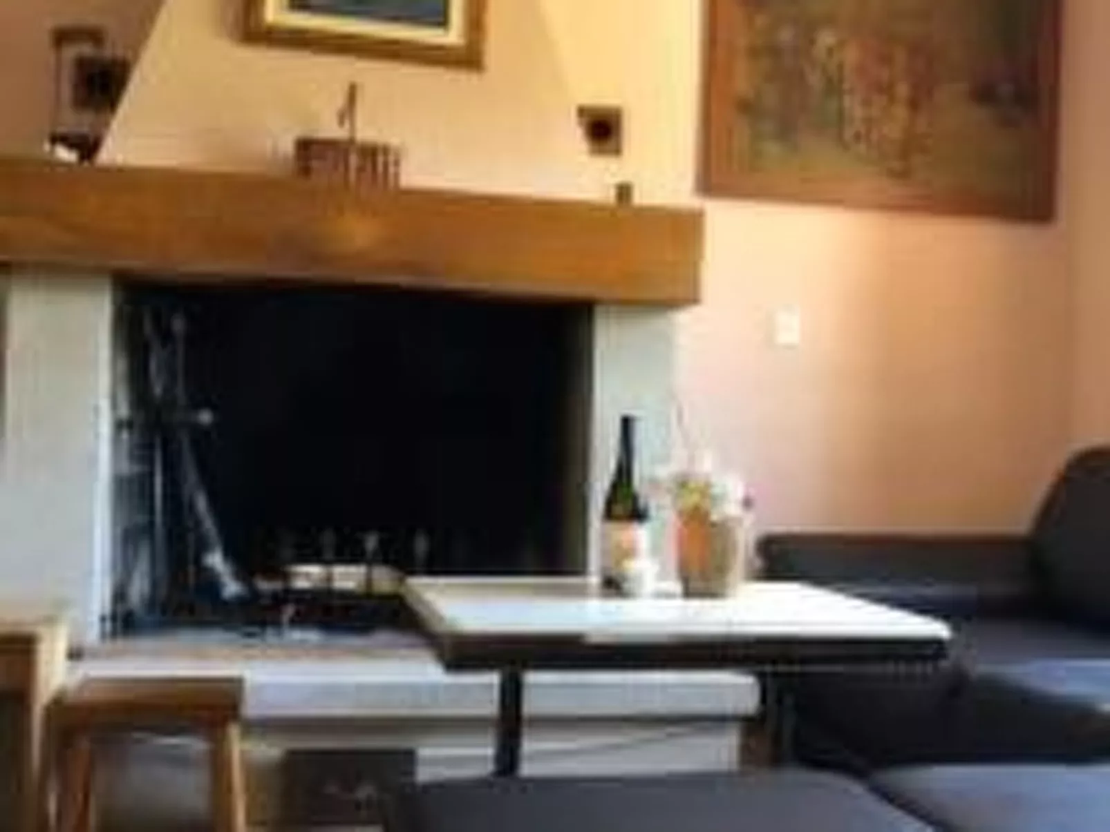 "Kastil" mit privatem Pool-Binnen