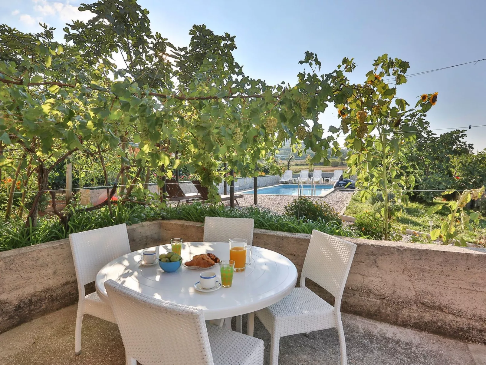 Villa "Sonnenblume" mit eigenem Garten und Grill