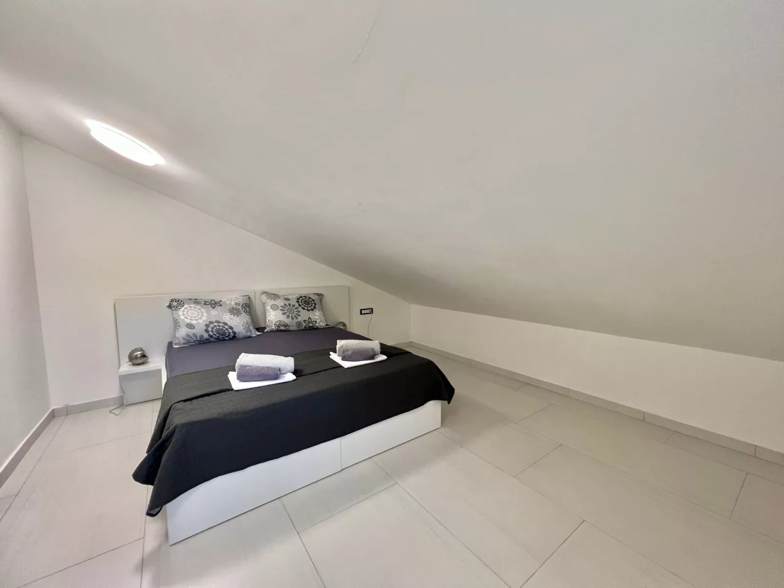 Villa Hidden Gem-Binnen