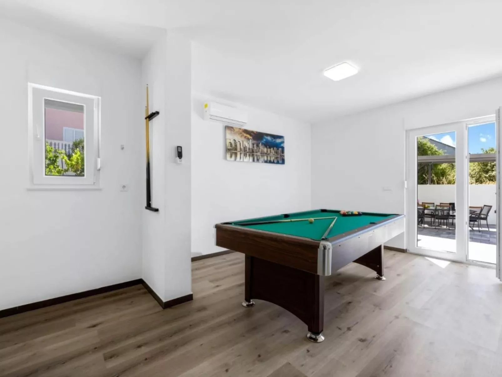 Villa Amaris für 11 Personen und 1 Kind-Binnen