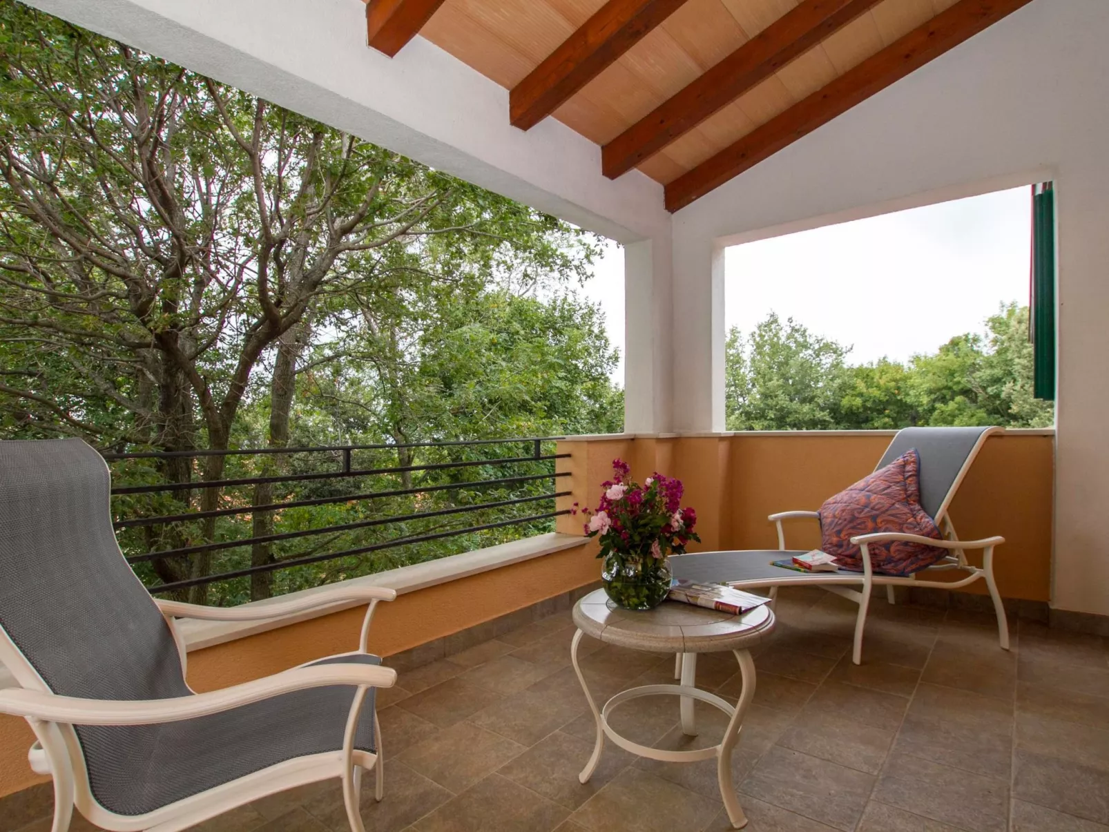 Familiäre 5-Schlafzimmer-Villa mit Gemeinschaftspools-Buiten