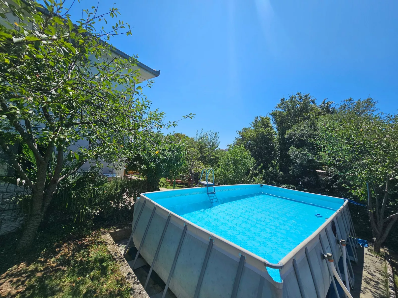 In Novi Vinodolski mit Grill, Garten und Terrasse-Buiten