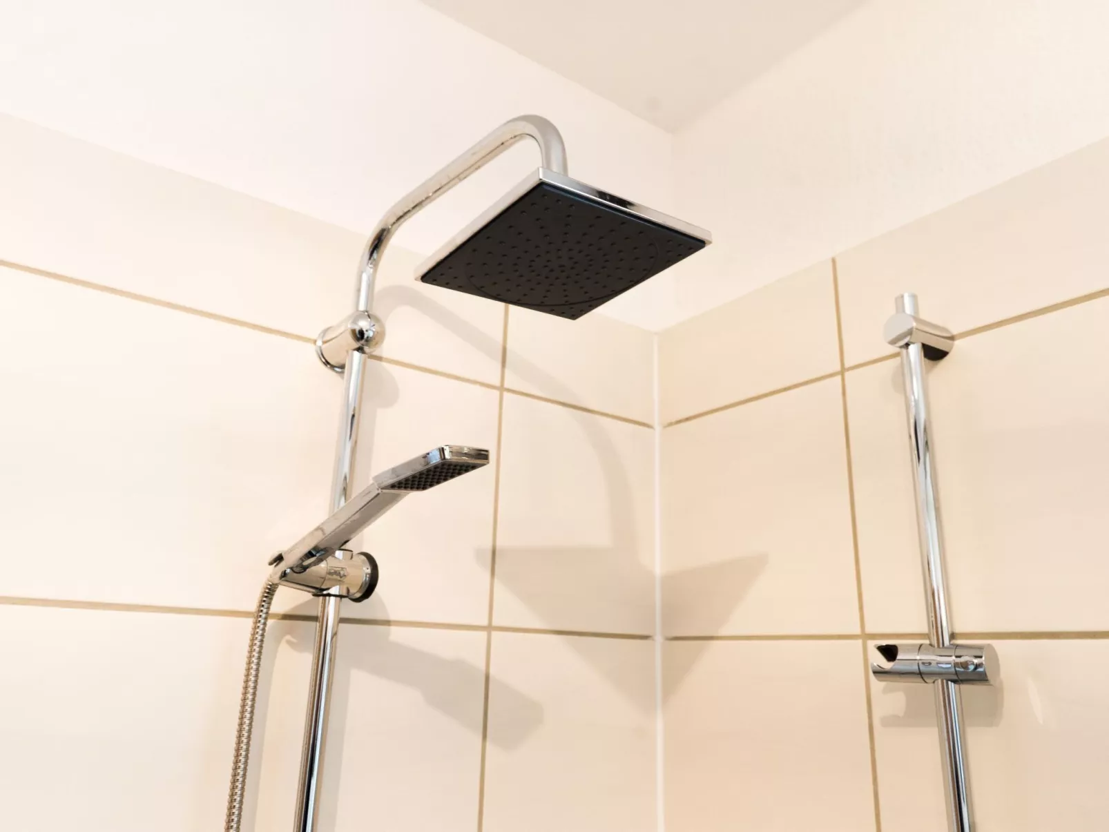 Großes, altes, umfassend saniertes Ferienhaus-Binnen