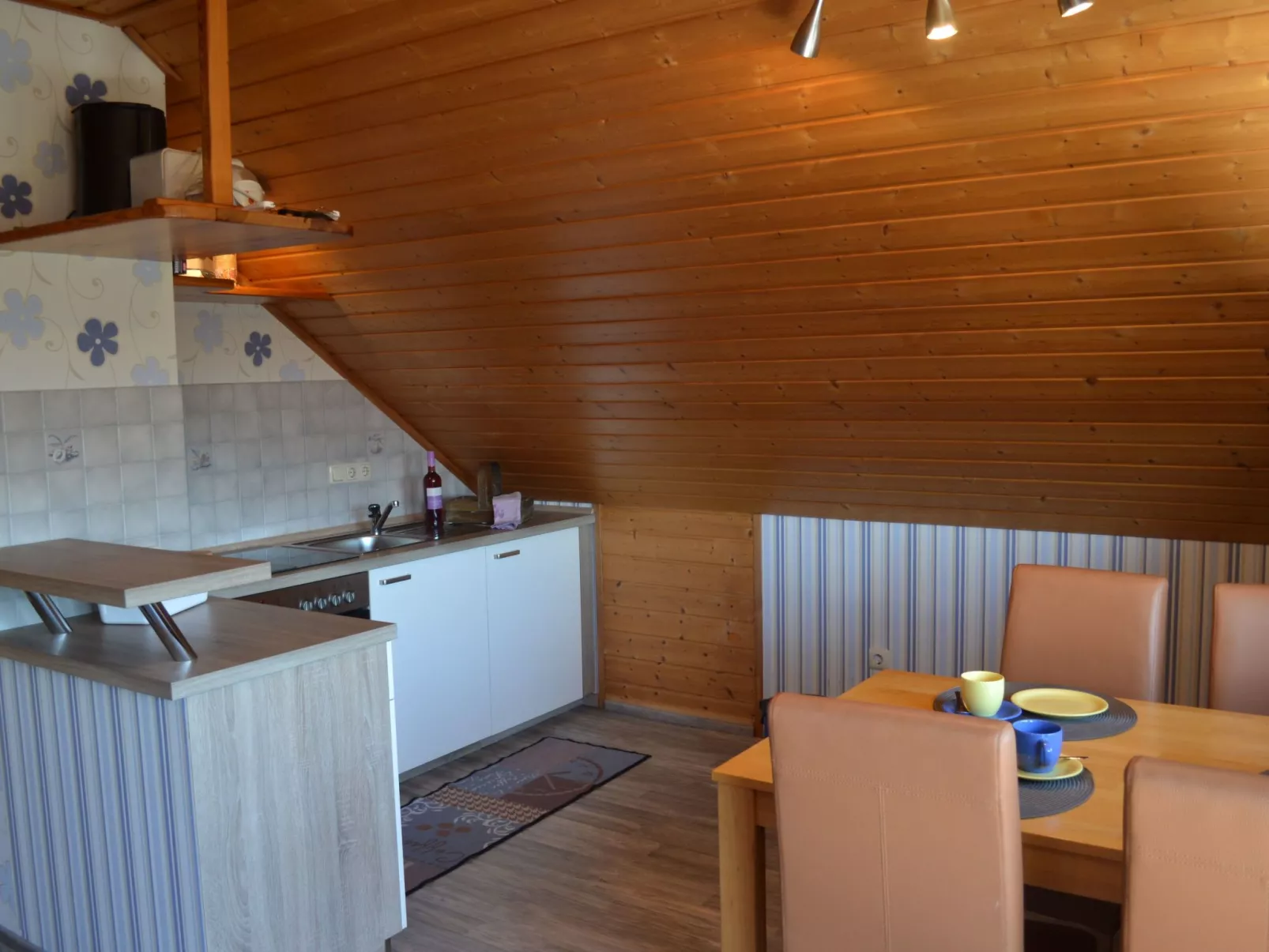 Tolle Wohnung in Hilders mit Eigenem Balkon-Binnen