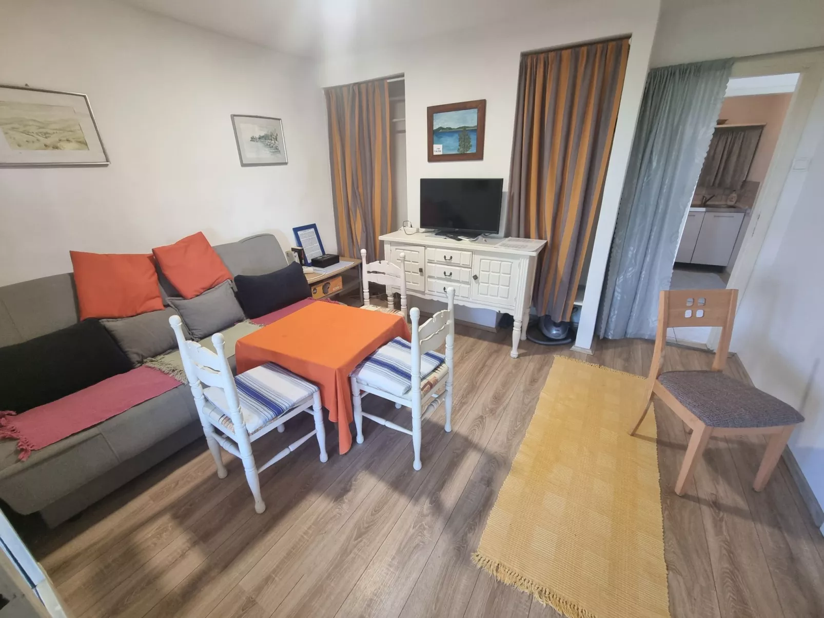 Ferienwohnung, 70m vom Meer entfernt-Binnen