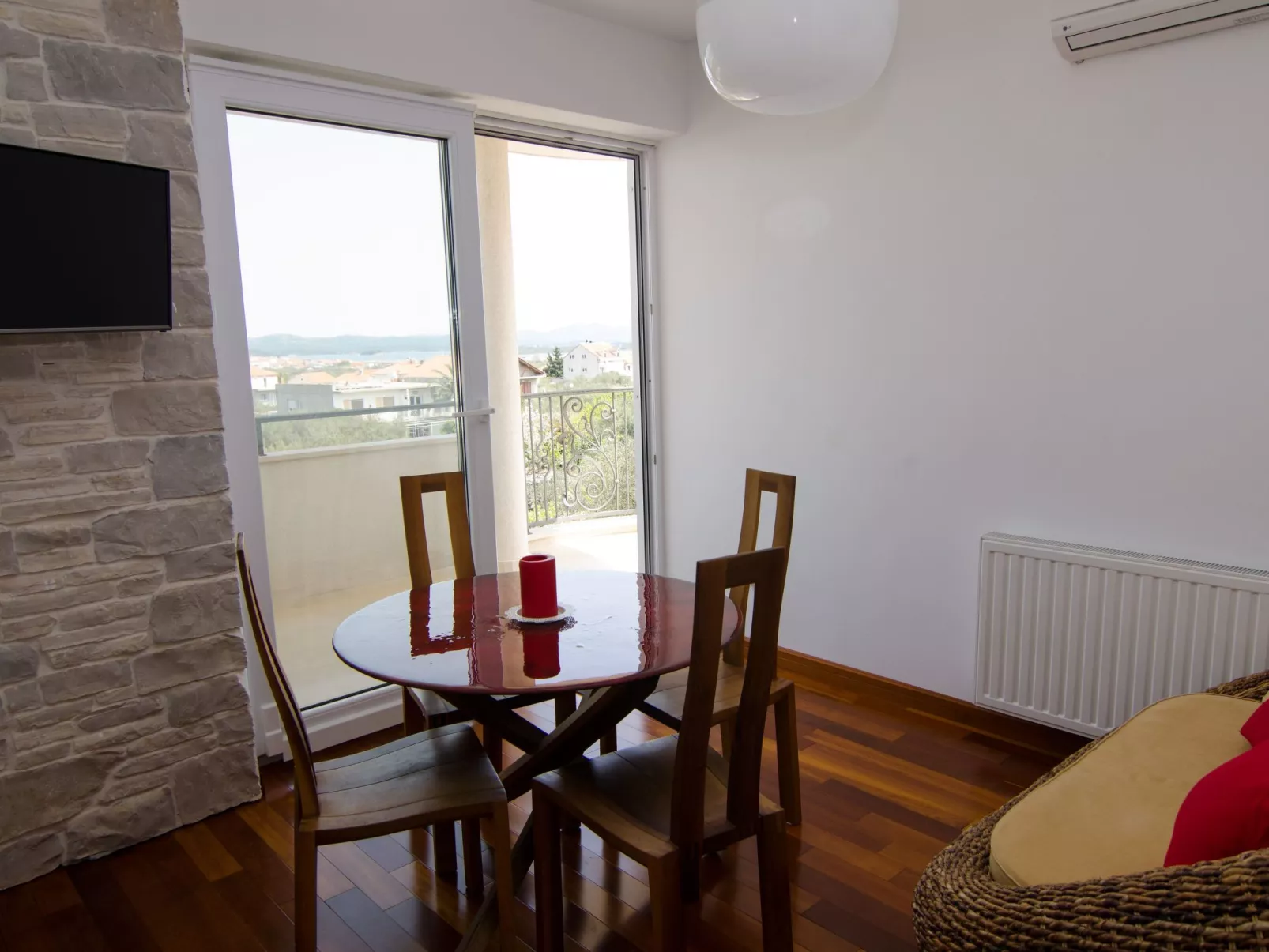 Wohnung für 4 Personen mit Pool-Binnen