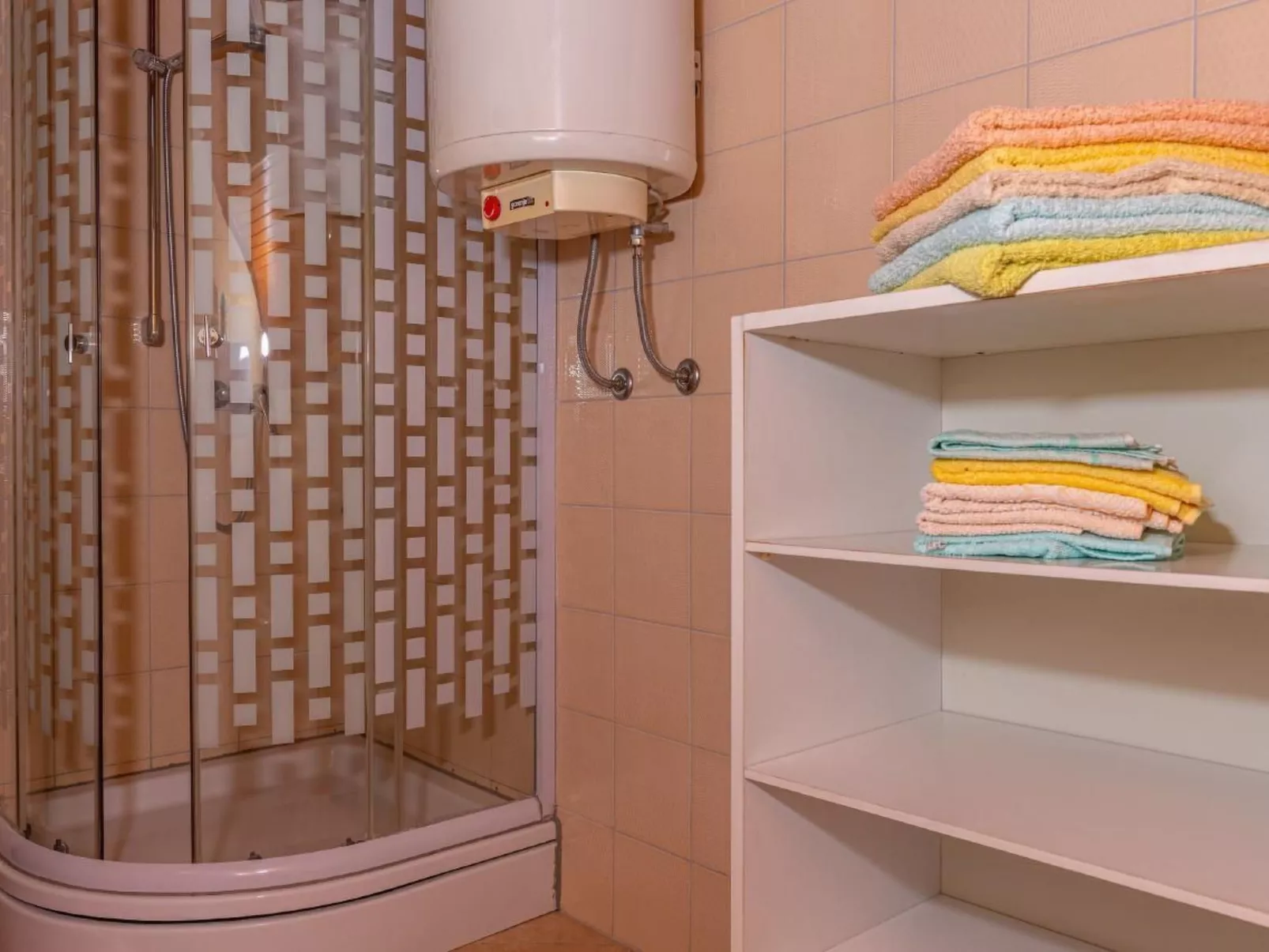 Wunderschöne Ferienwohnung in Dramalj und Meerblick-Binnen