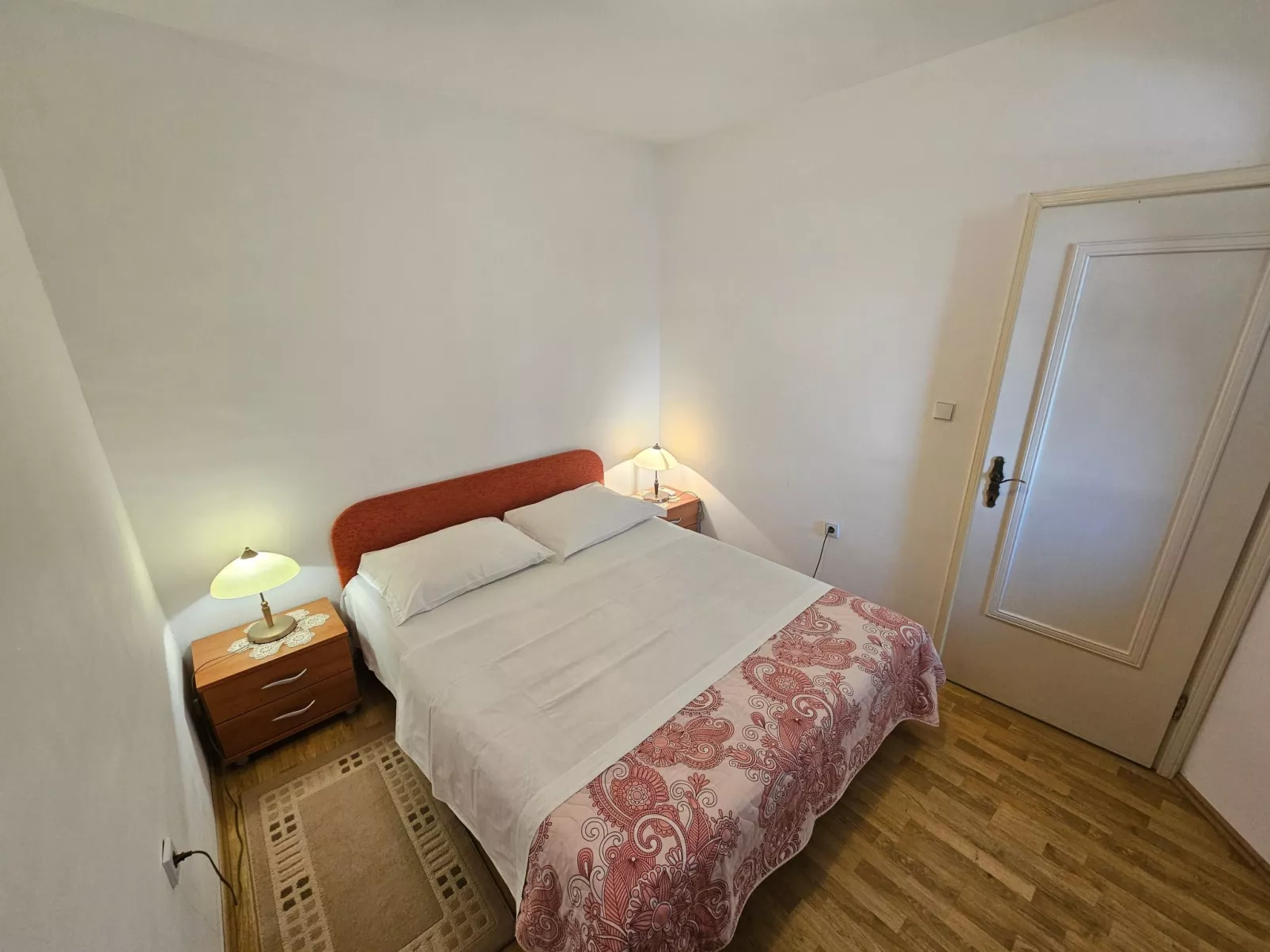 Wohnung für 3 Personen mit Terrasse-Binnen