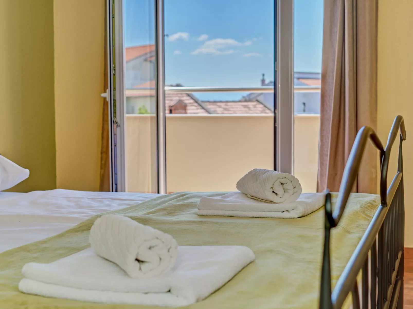 Anovi Holiday Home 1 - Haus mit zwei Schlafzimmern-Binnen