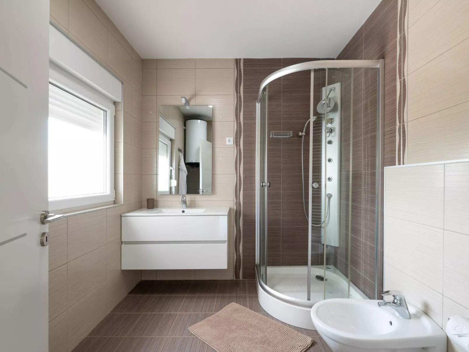 Für 7 Personen und 1 Kind in Vodnjan, Istrien (Istrische Riviera)-Binnen