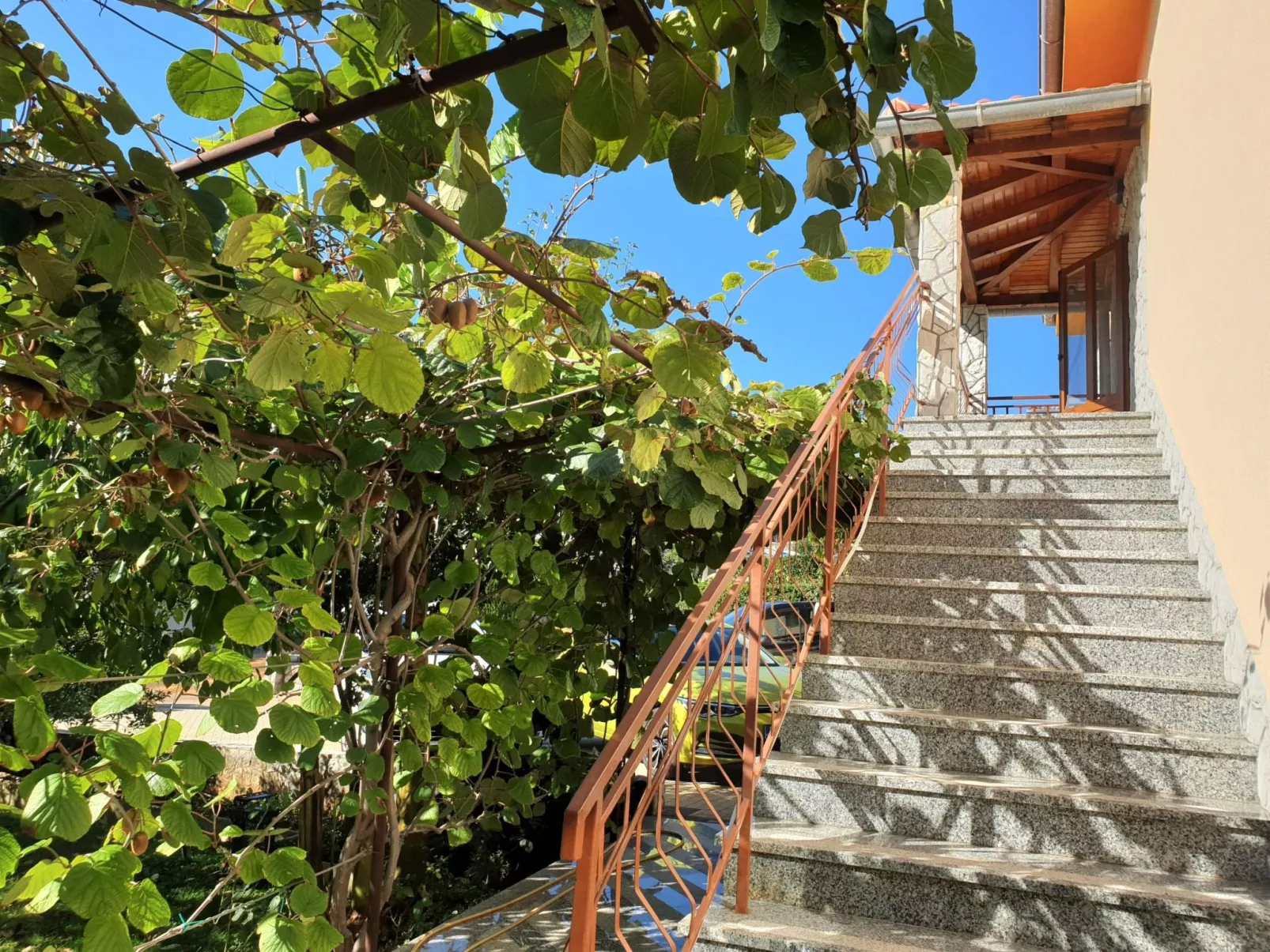 Apartment Nevenka-Buiten