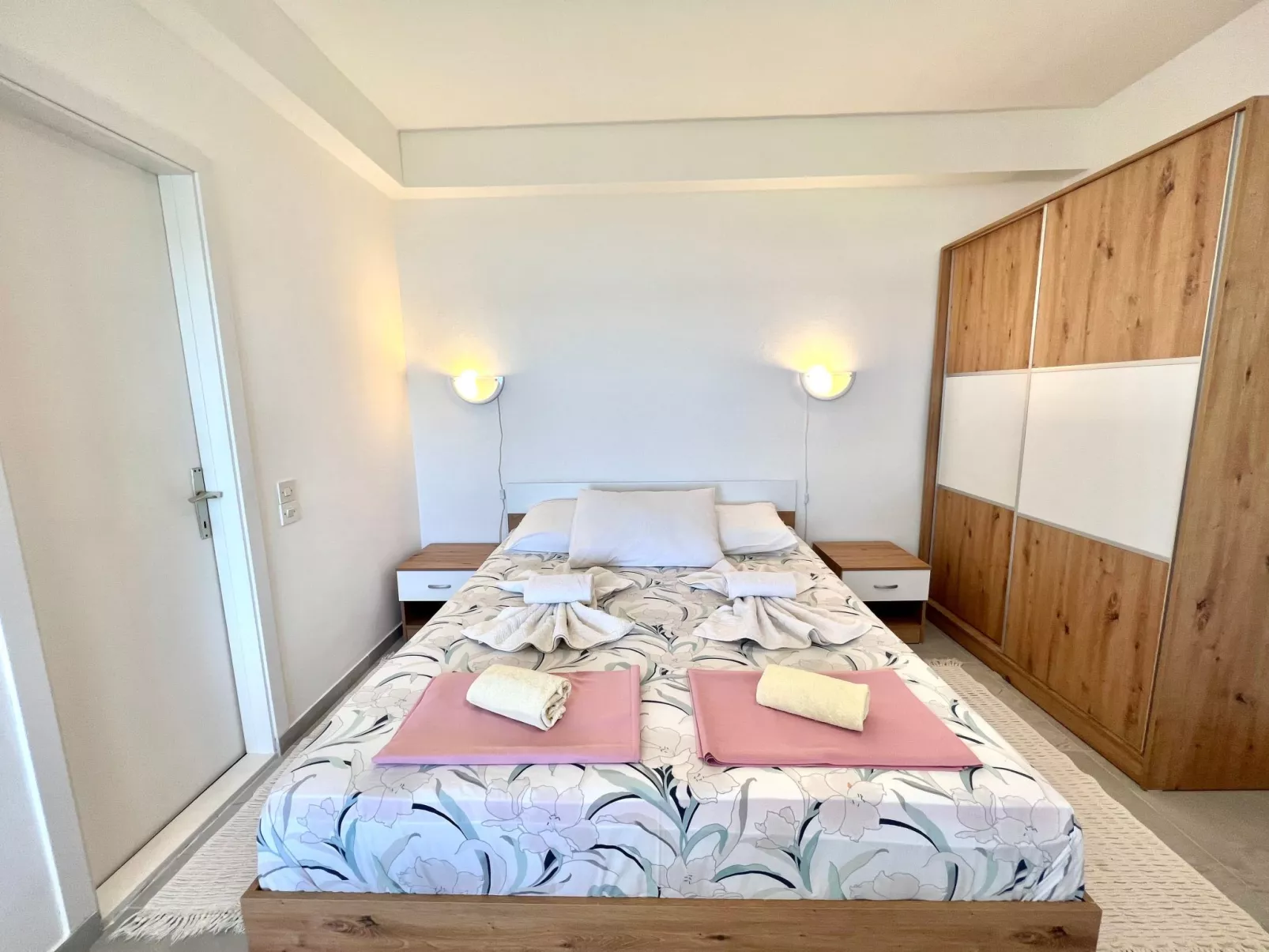 In Dramalj mit Terrasse und Garten und Meerblick-Binnen