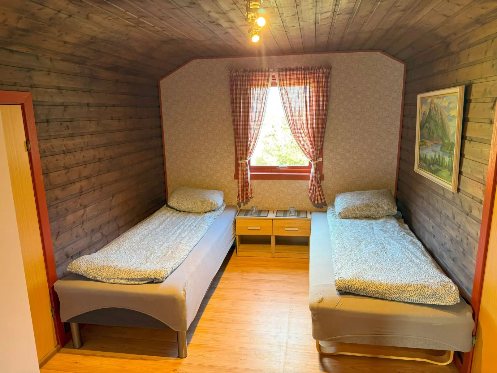 Stabben Blue House-Image-tags.info