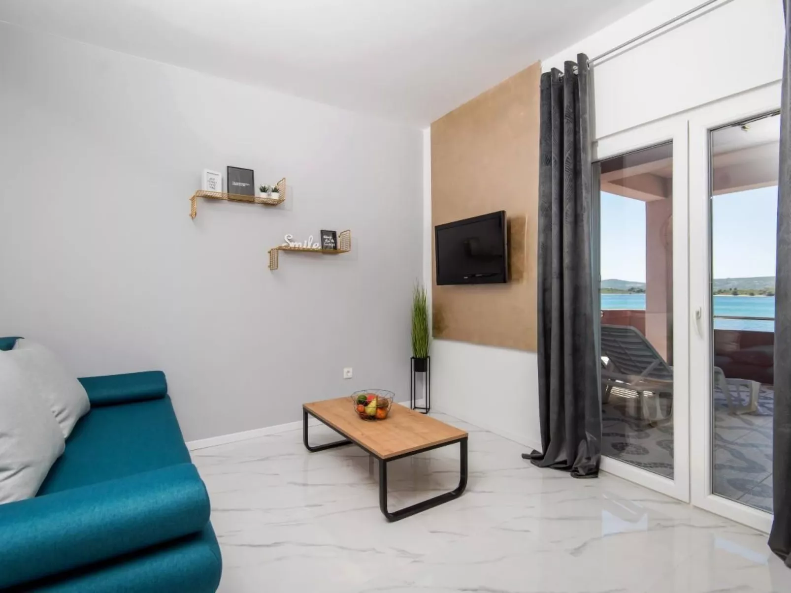 In Turanj mit Grill-Binnen