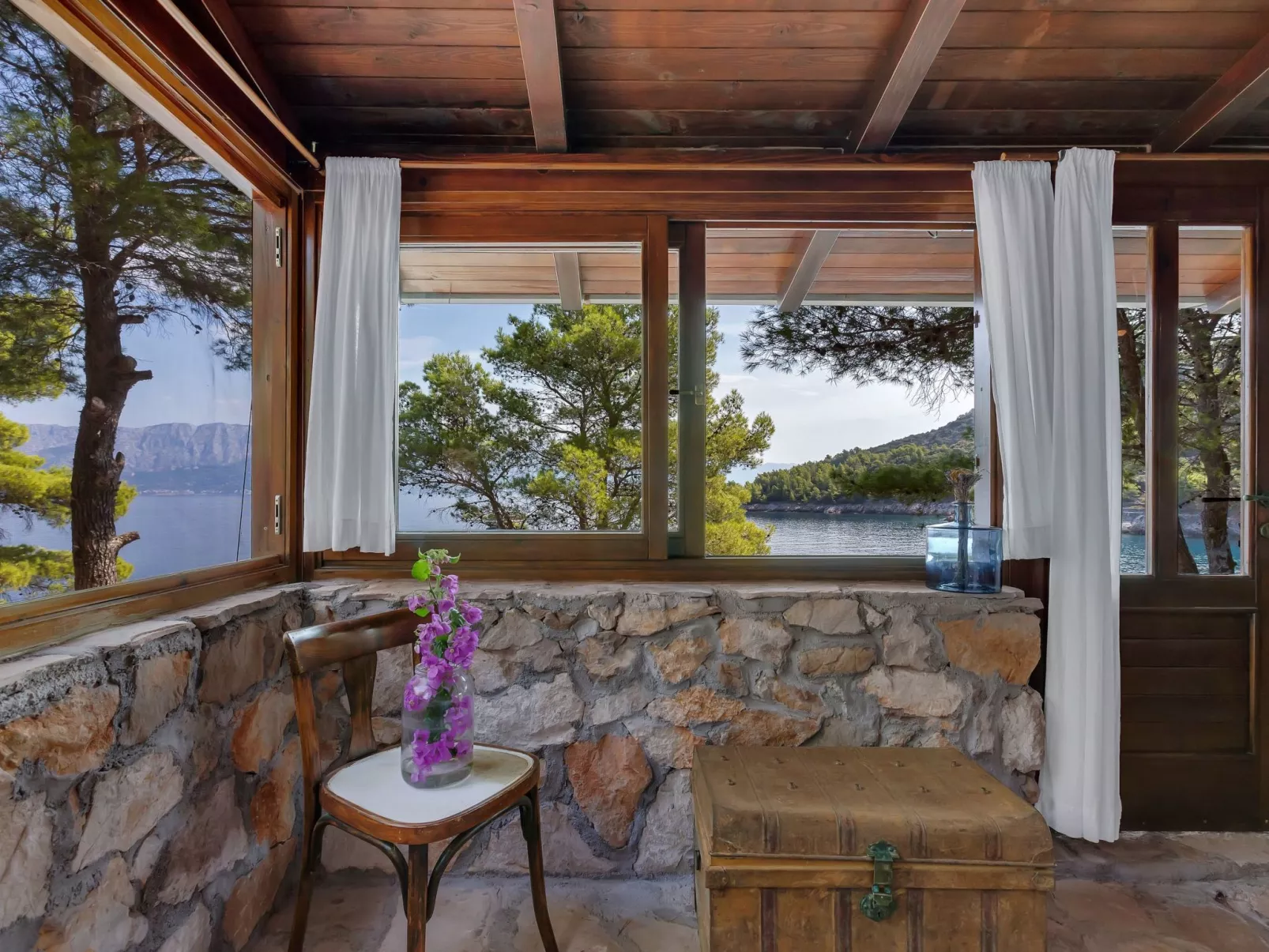 Haus in Općina Sućuraj mit Grill und Terrasse-Buiten