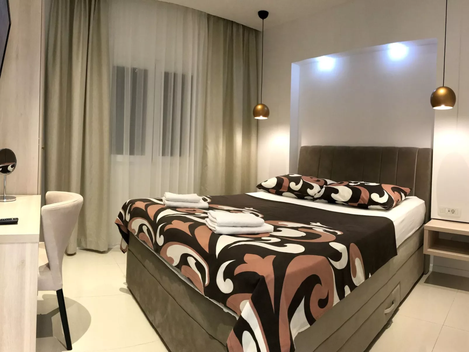 Beheiztes Schwimmbad, Familienferienwohnung-Binnen