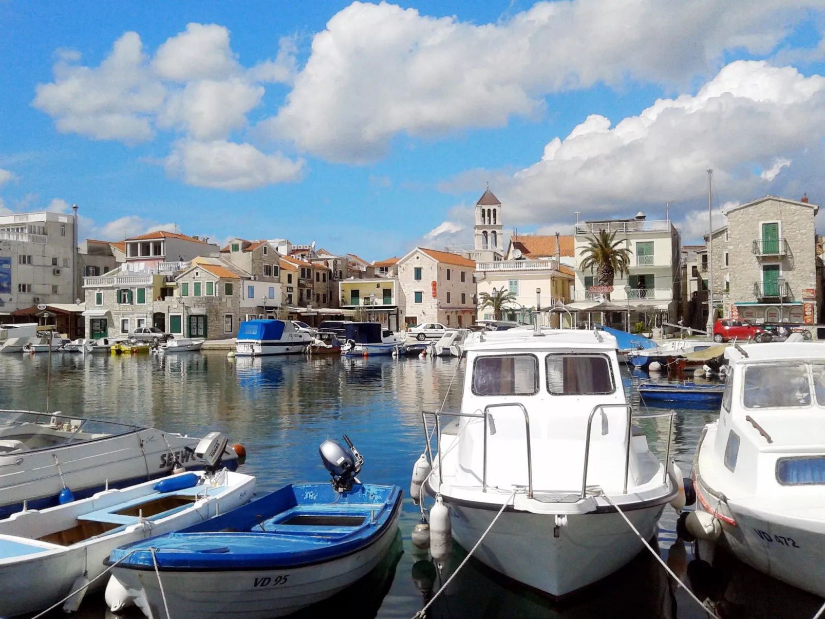 Wohnung in Vodice mit Grill-Omgeving