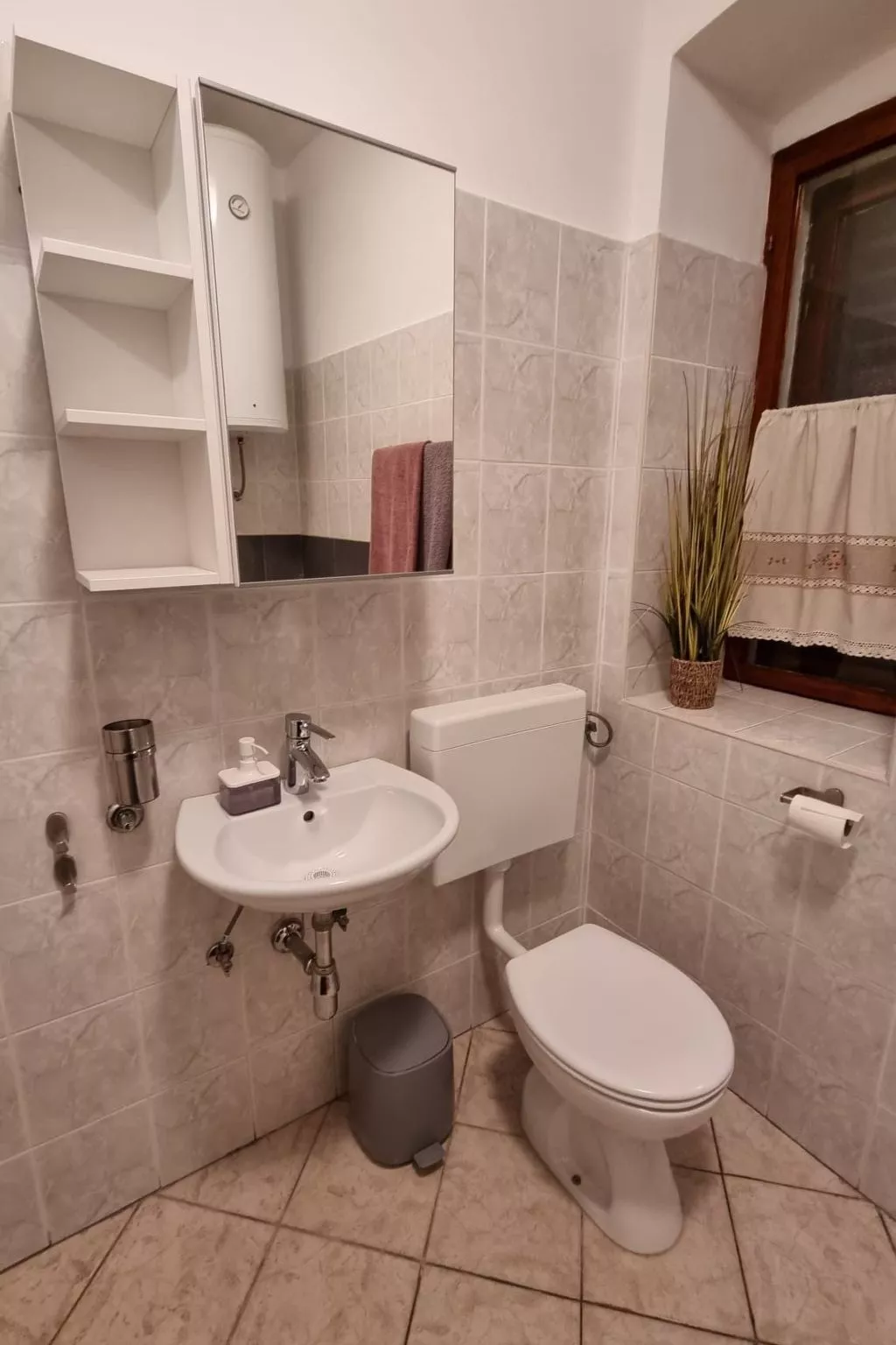 In Zentrumsnähe mit Balkon-Binnen