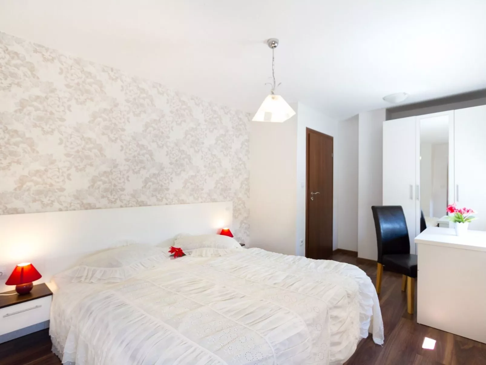 Wunderschönes Ferienhaus in Cere mit Privatem Pool-Image-tags.info