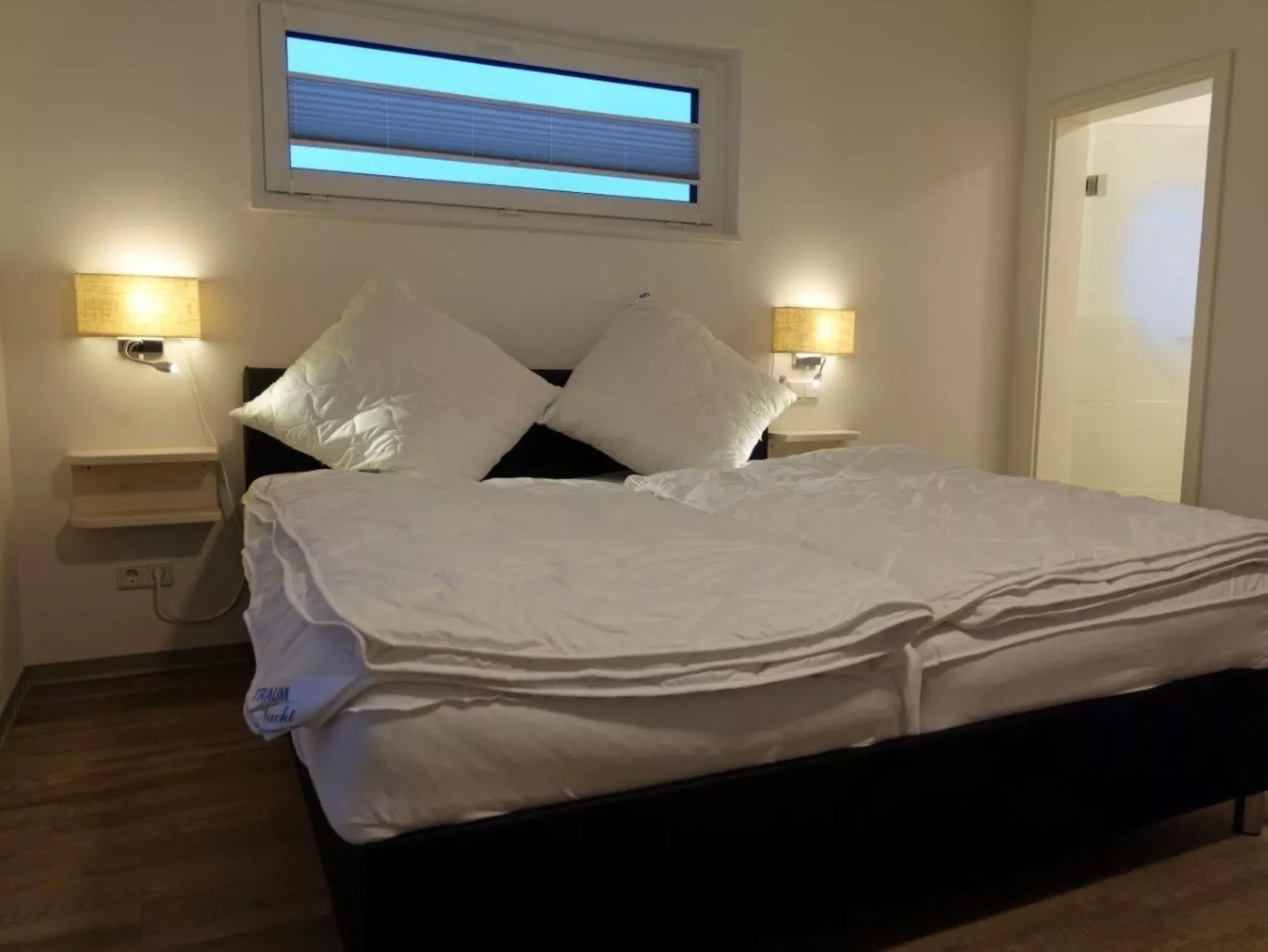 Poolhaus Birdieweg11 b - Villa Wassergeist-Binnen