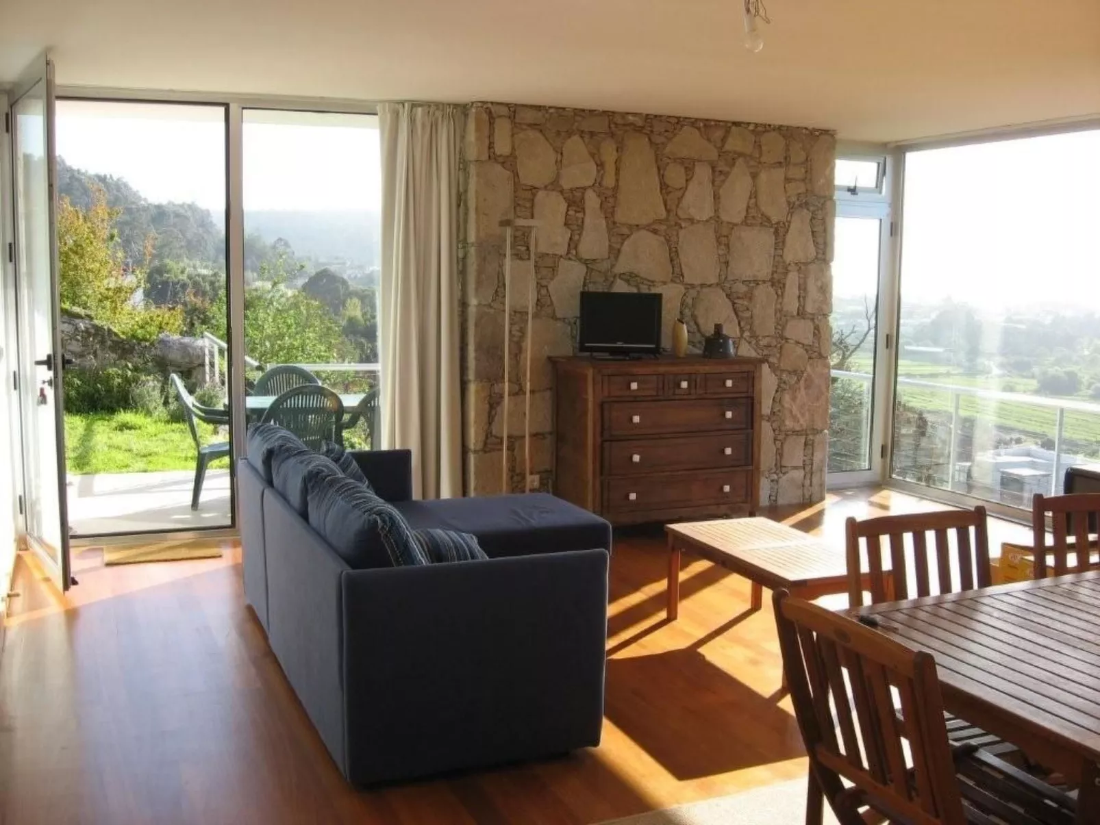 Haus mit Panoramablick auf den Ozean-Image-tags.info