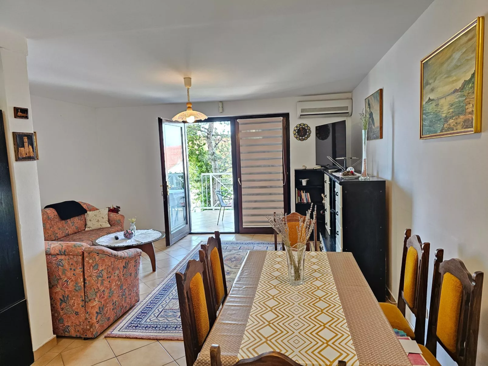 Für 6 Personen in Klenovica-Binnen