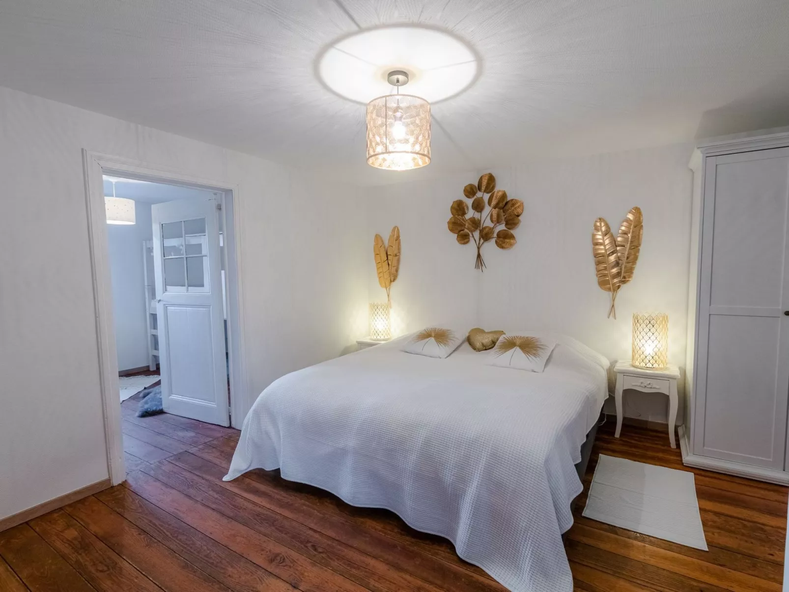 Landhaus mit Jacuzzi-Binnen