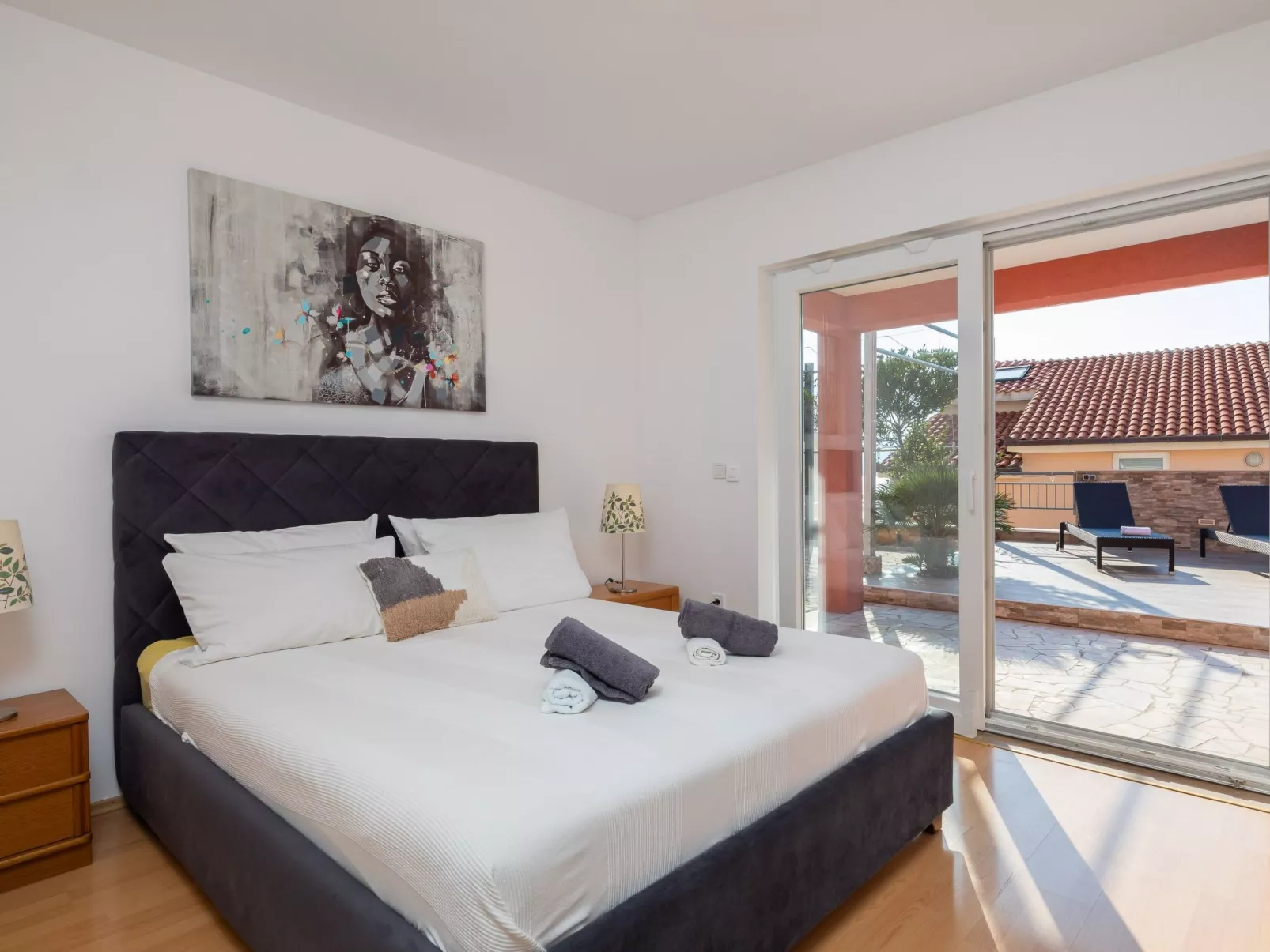 Für 12 Personen in Stanići, Dalmatien (Mitteldalmatien)-Image-tags.info