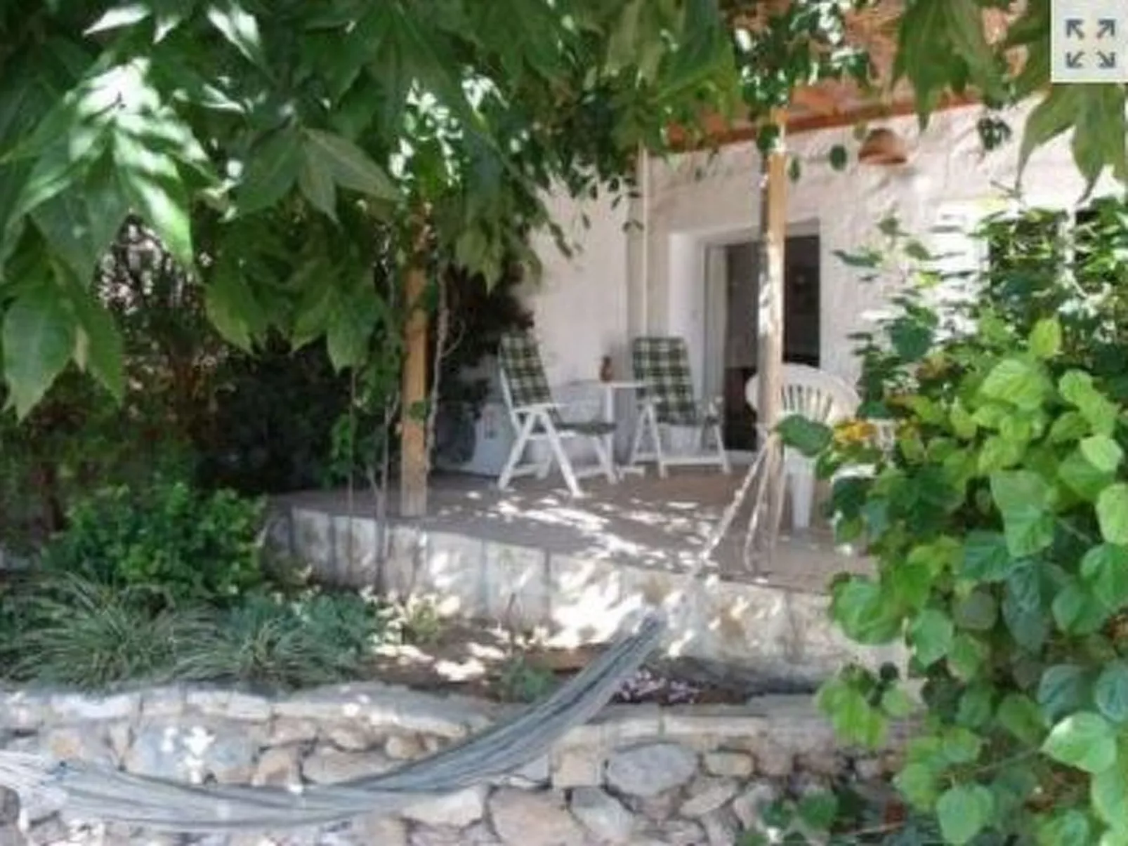 "Iptamena" mit Blick auf das Wasser-Image-tags.info