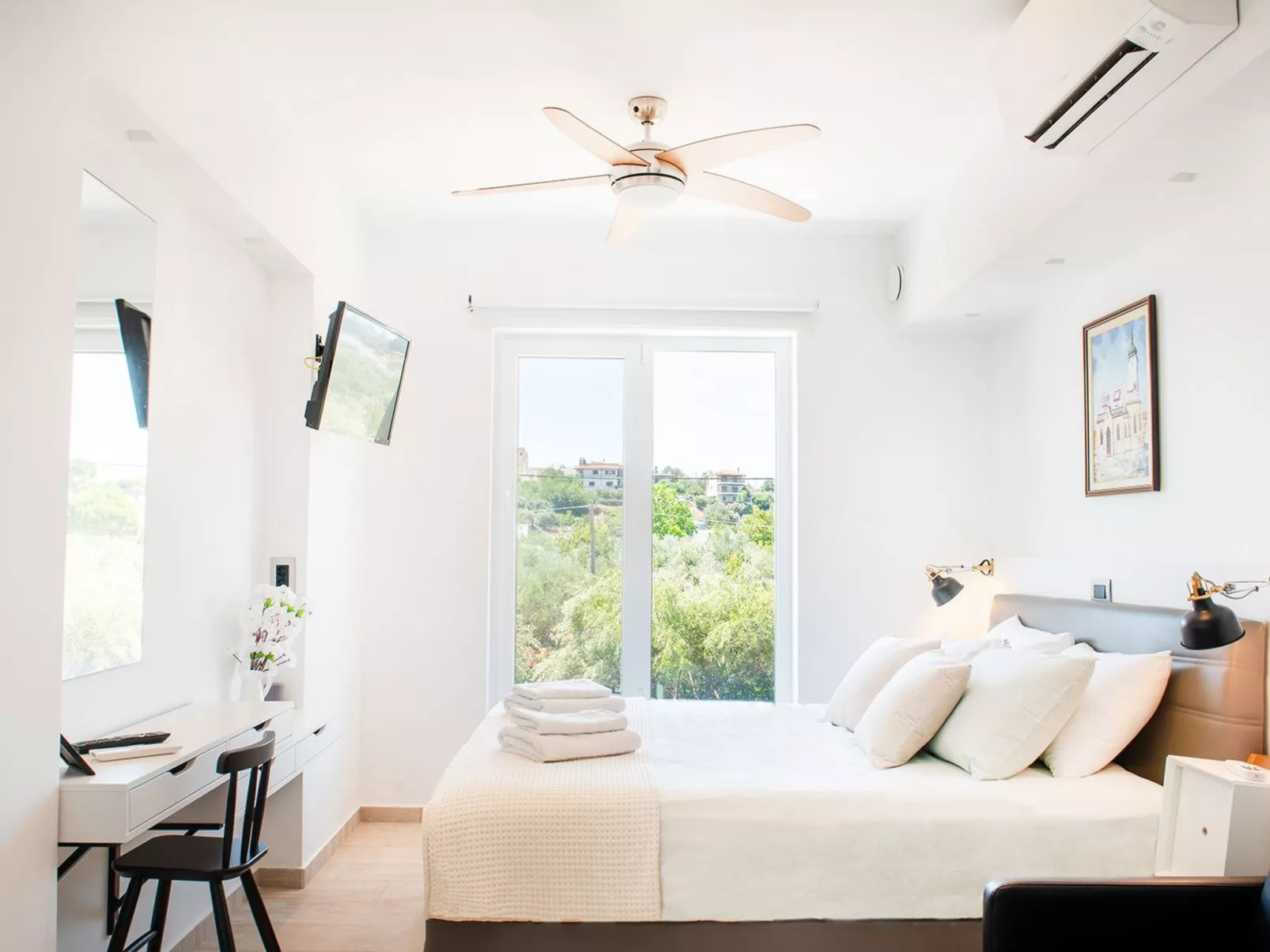 Geräumige Familienvilla, privater Pool und Garten-Binnen