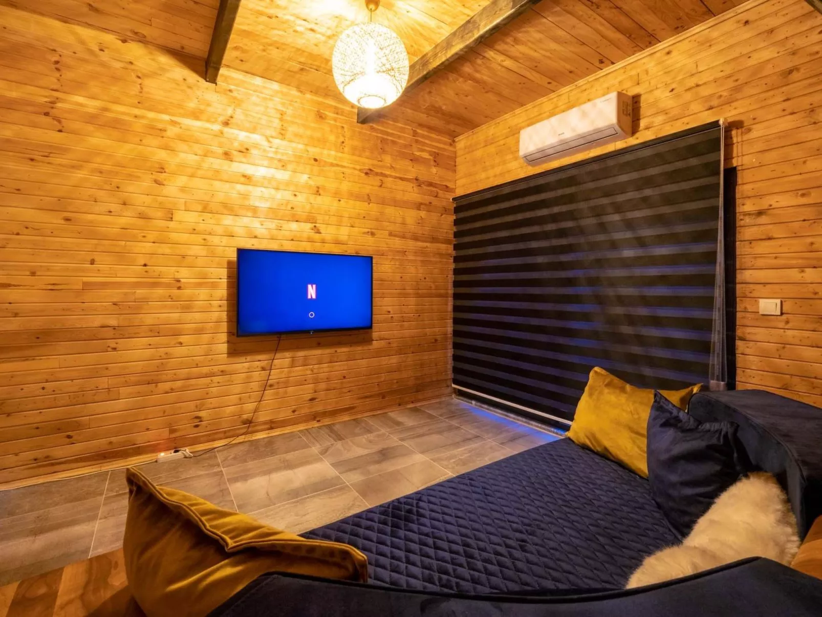 Liyu-Image-tags.info