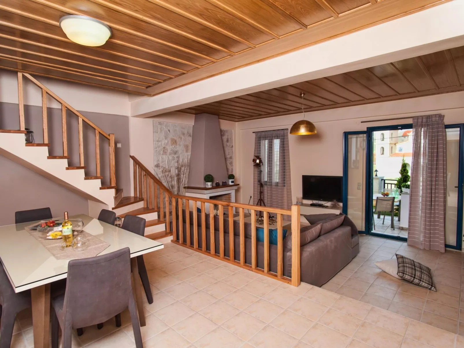 Schönes Haus in Panormos mit kleinem Garten-Binnen