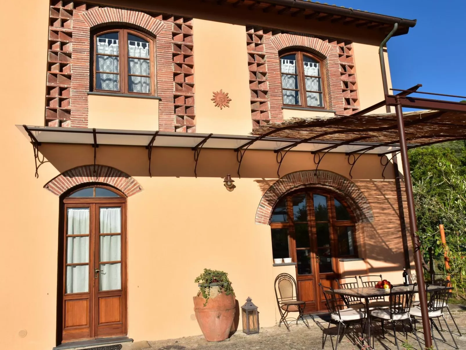 'Aia Sole' mit eigenem Pool-Buiten