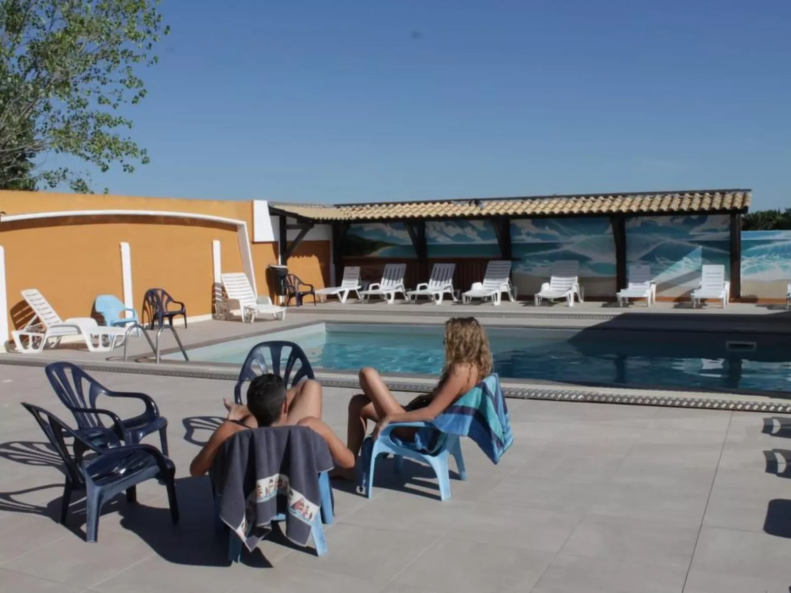 Mobilheim mit Terrasse-Buiten