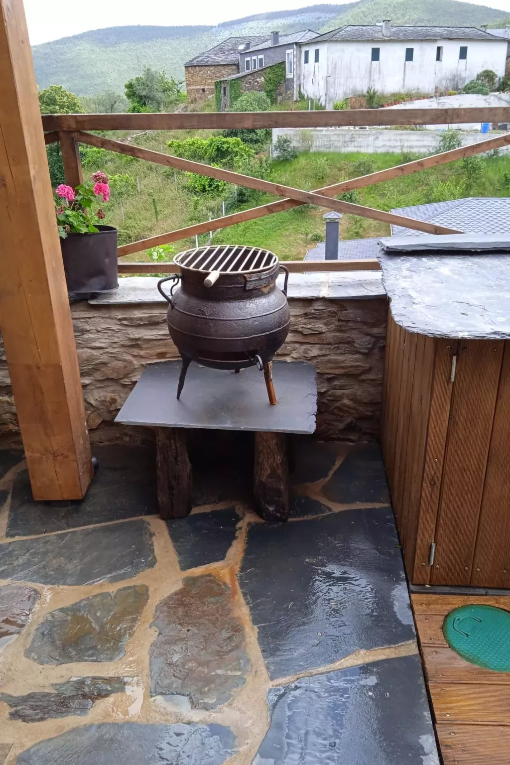 Eine Zuflucht in den Bergen-Buiten