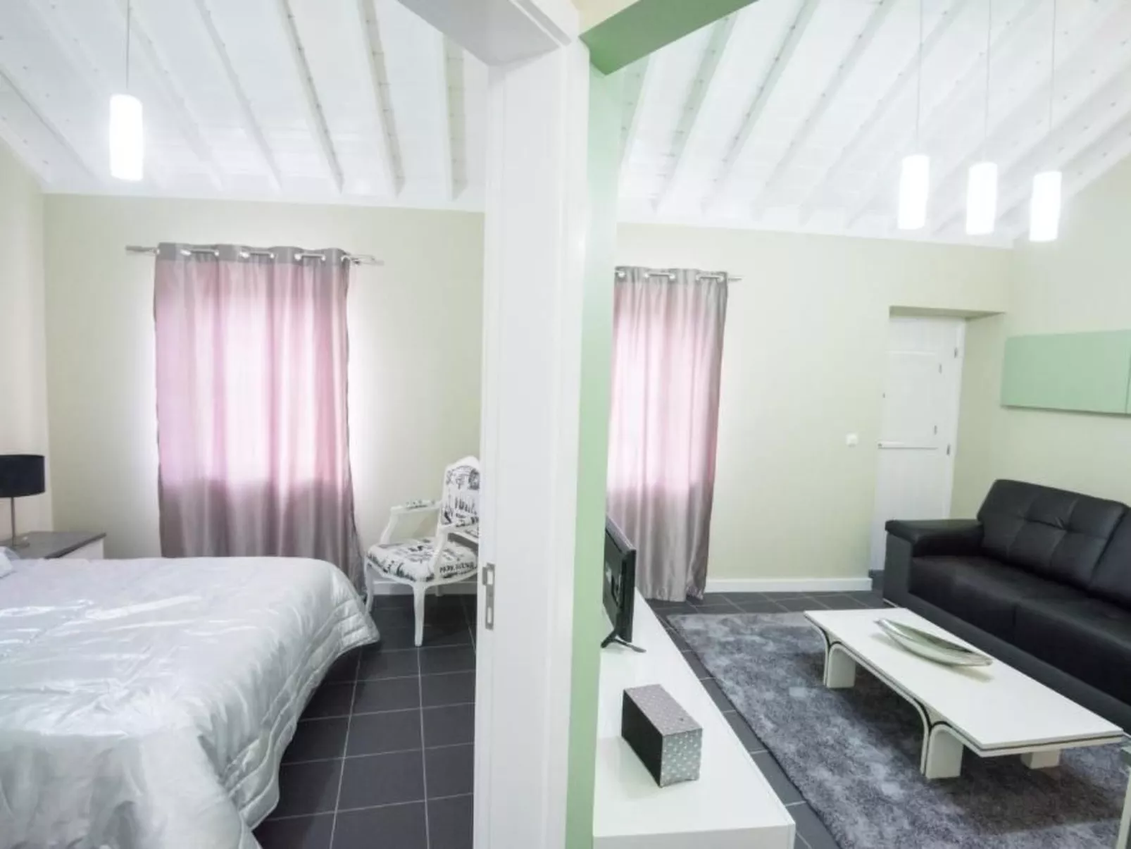 Abrahams Himmelshaus 2-Binnen