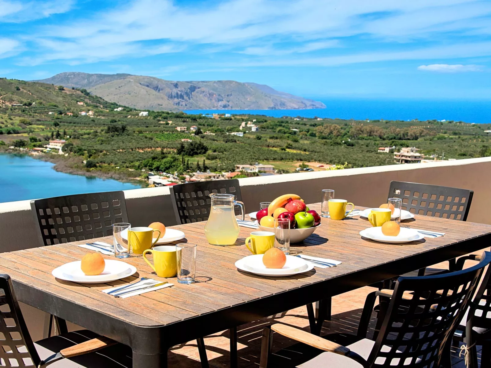 Du Lac Alpha Villa Privater Pool-Buiten