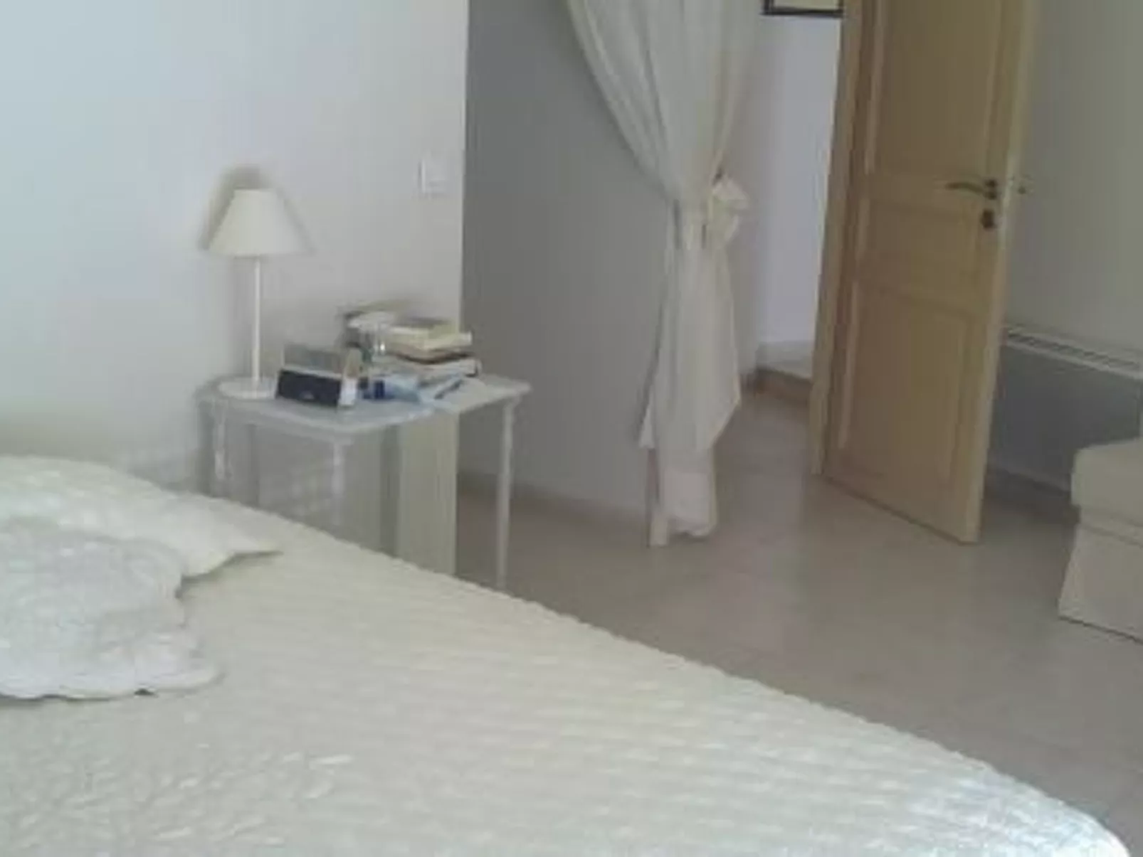 Freistehendes Haus mit großer Terrasse und Panoramablick auf die Landschaft-Binnen