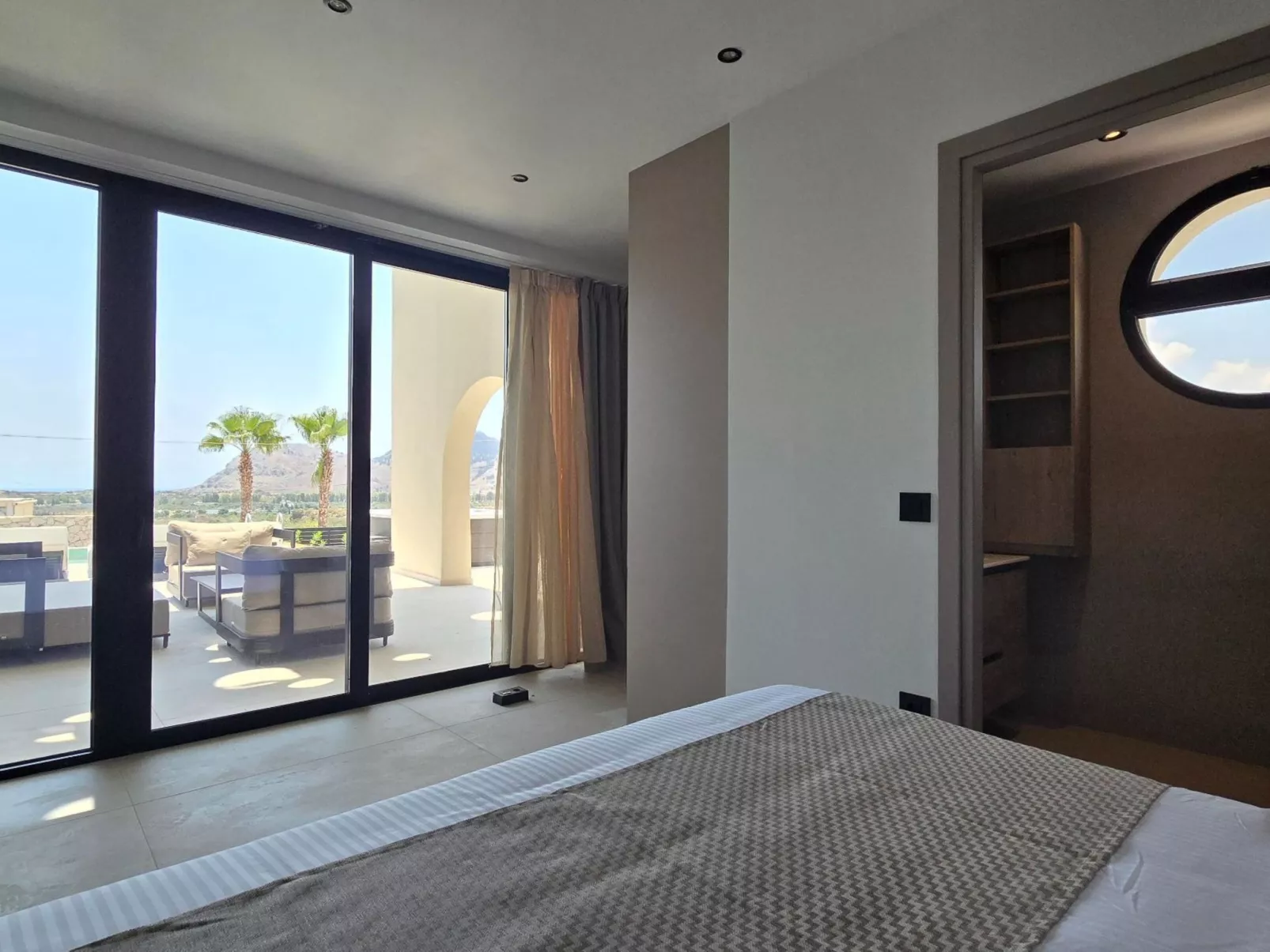 Trapezia Luxury Living - Morganit-Image-tags.info