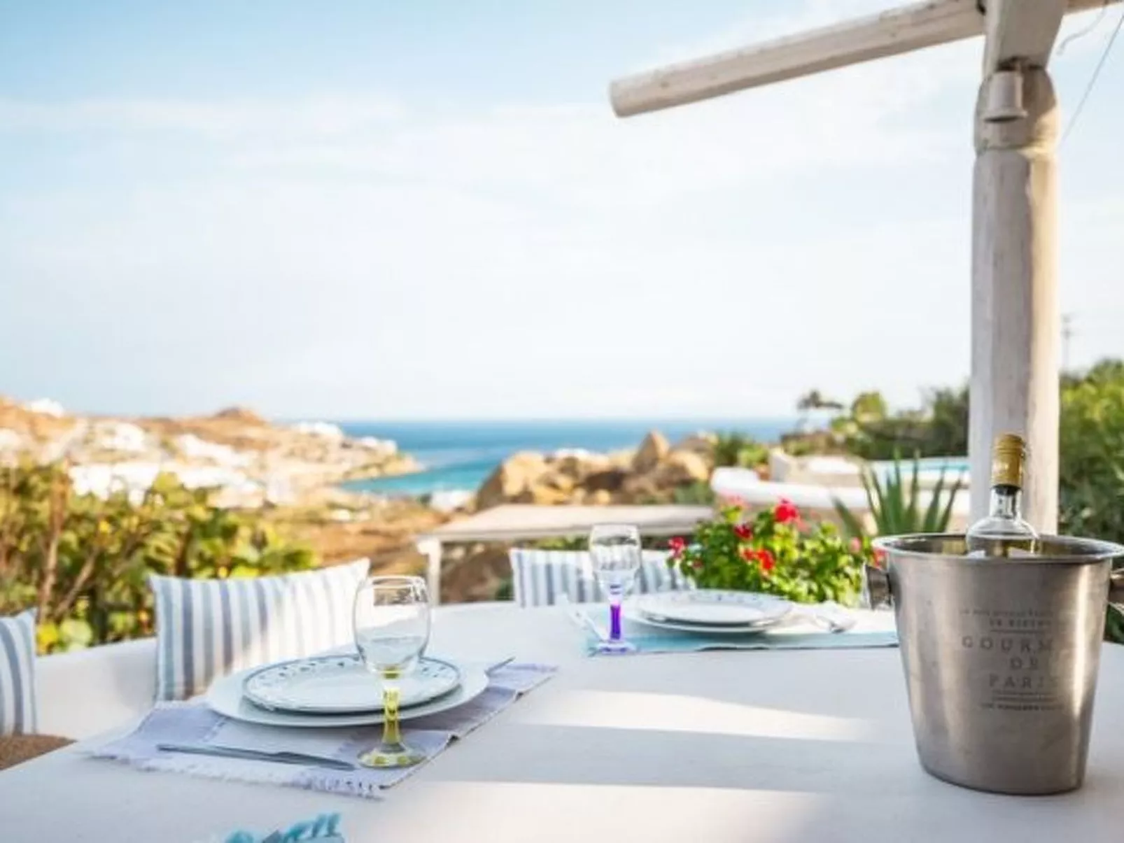 "Paraga Villa 2" mit Whirlpool-Buiten