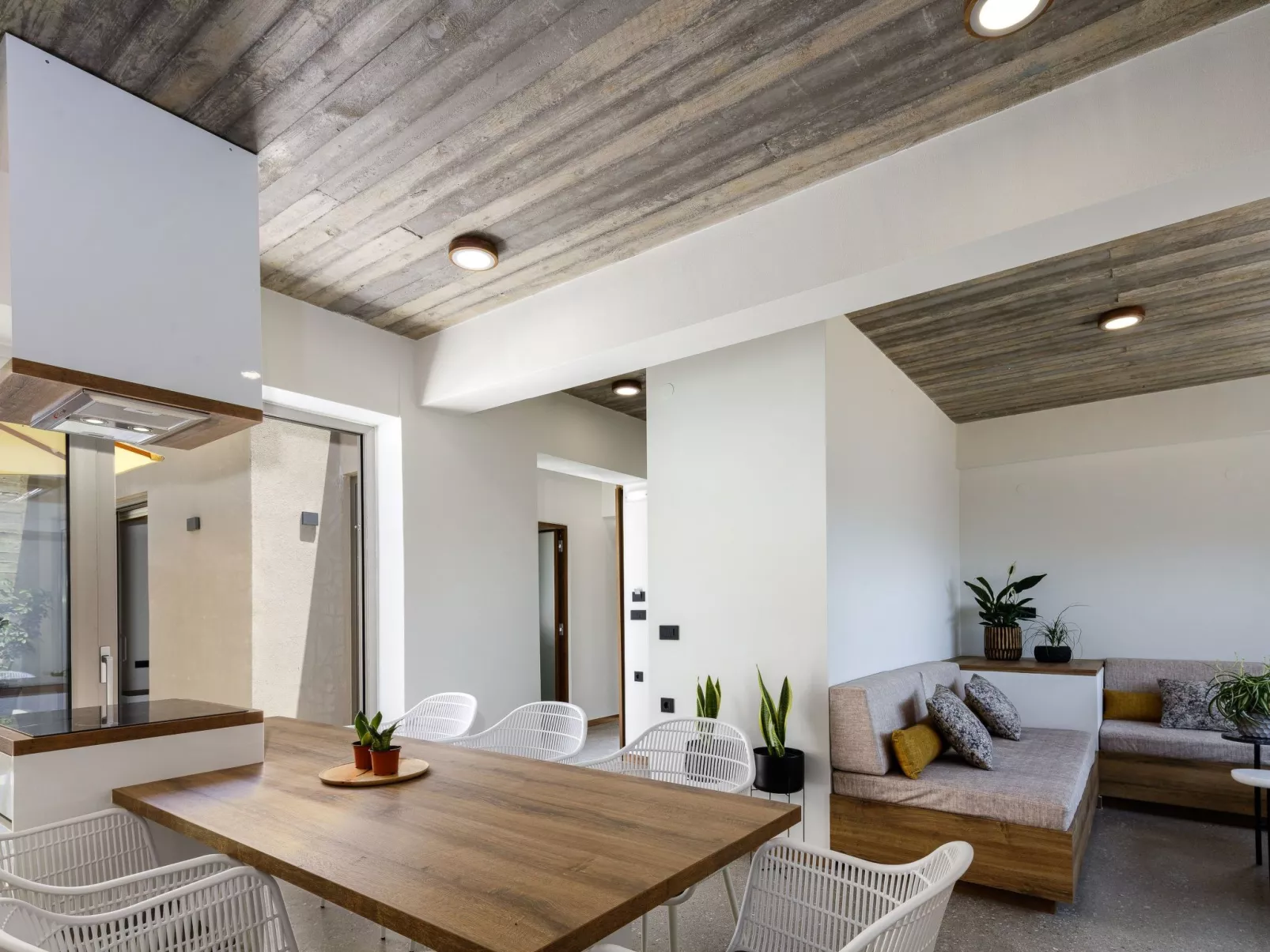 "Domus Aestas Myrtia"-Image-tags.info