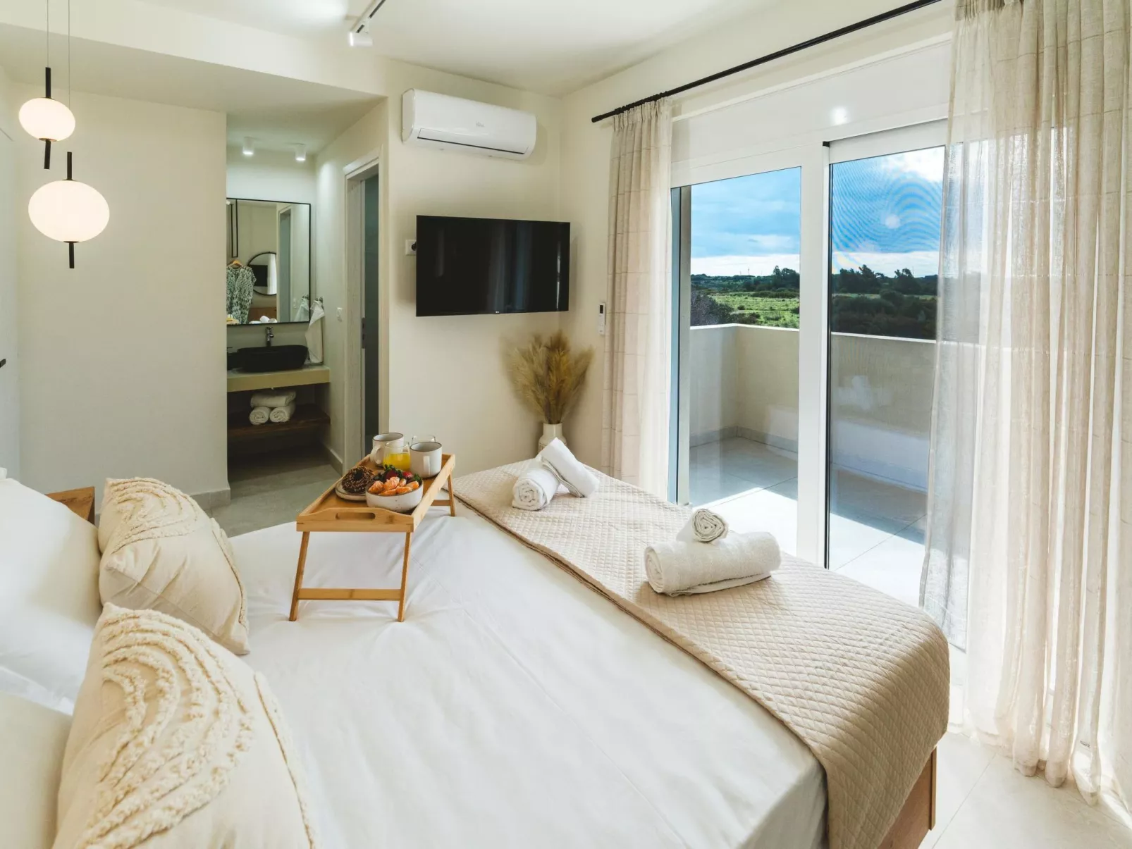 Kleopatras Villa-Binnen