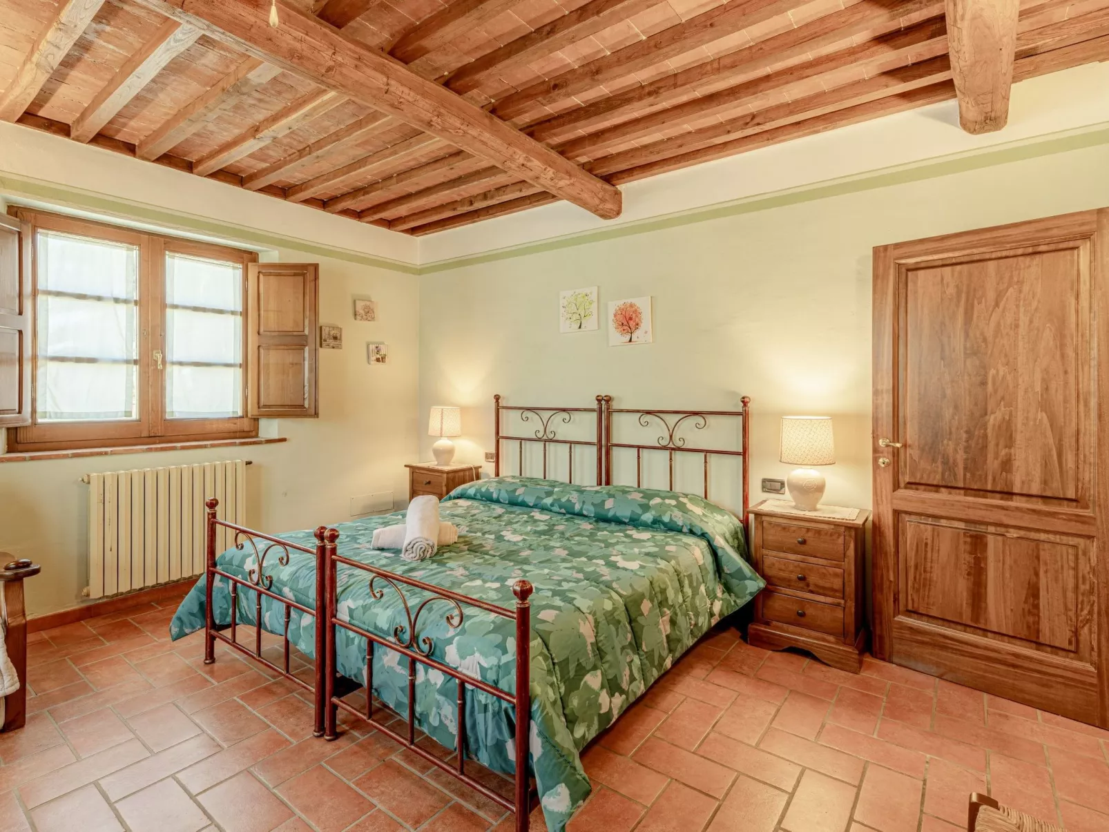 Wohnung "Cascina Sanguineto-Binnen