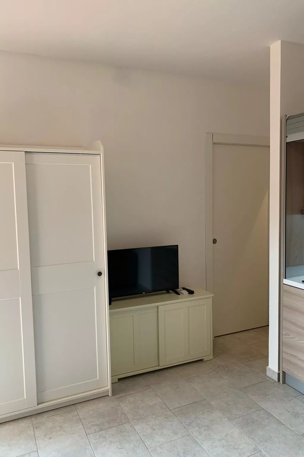 Fabelhaft studio in Santa Teresa Gallura-Image-tags.info