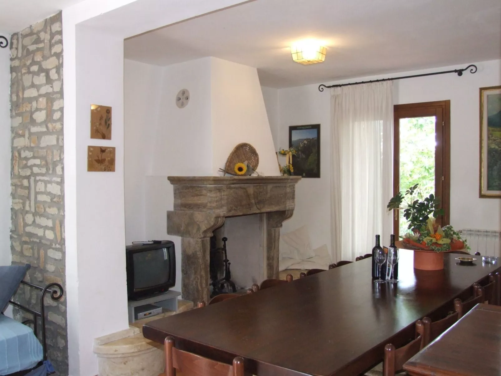 Villa 'Castagno' mit Pool-Binnen