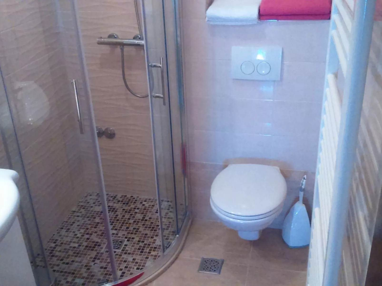 Mimosa,Wohnblock 1-Binnen